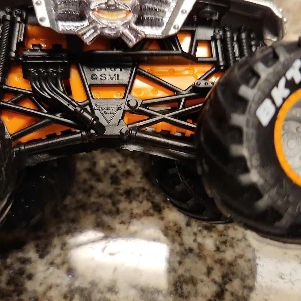 Spin Master Mad Max silver Die Cast Monster Truck 1:64 scale